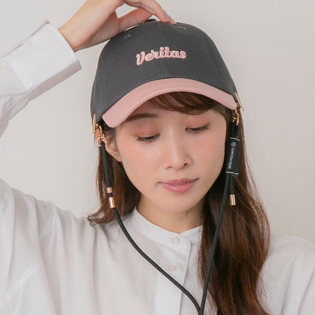 Veritas立体刺繍キャップ