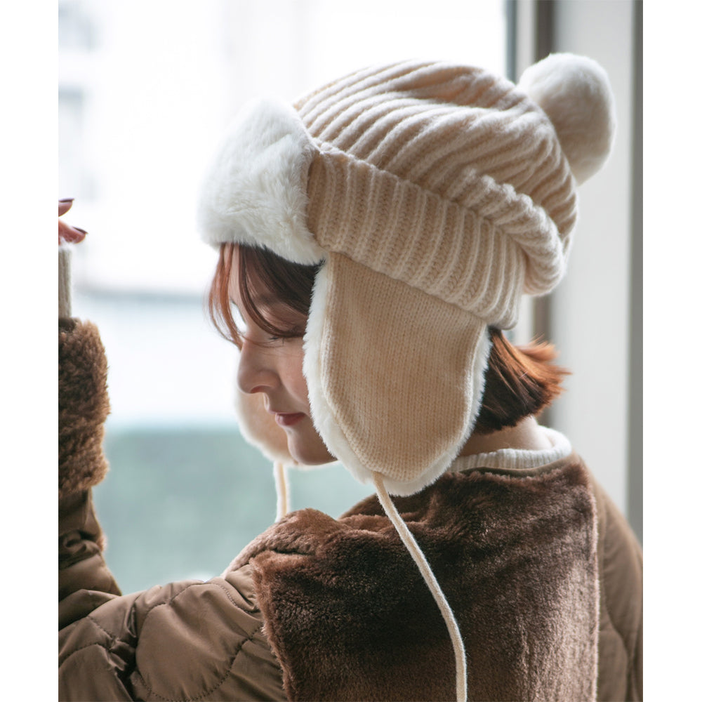 ファー耳付きニット