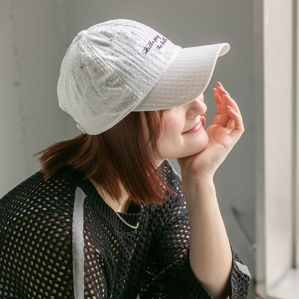 ポプリンリップル刺繍キャップ