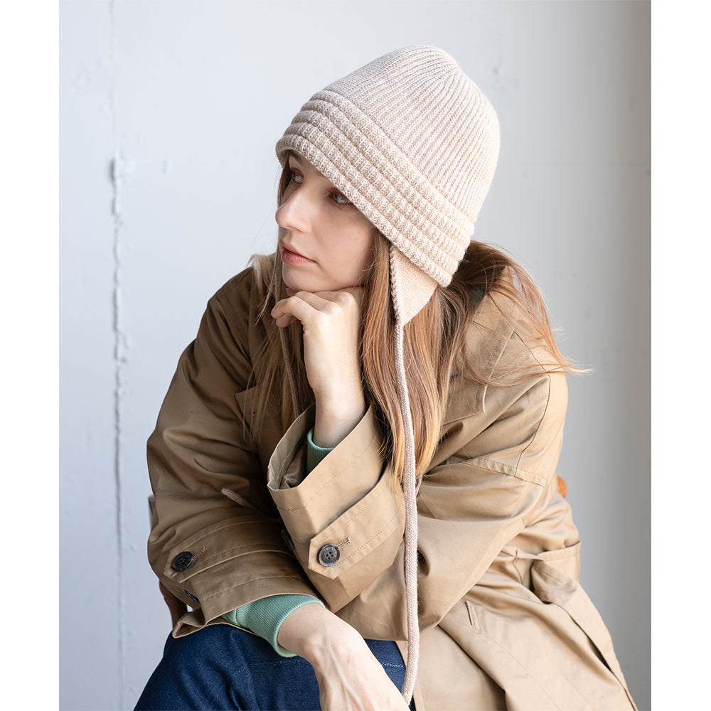 ニット耳付きクローシュハット