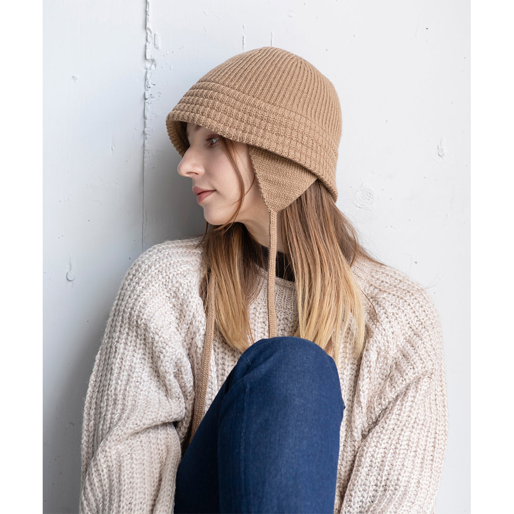ニット耳付きクローシュハット