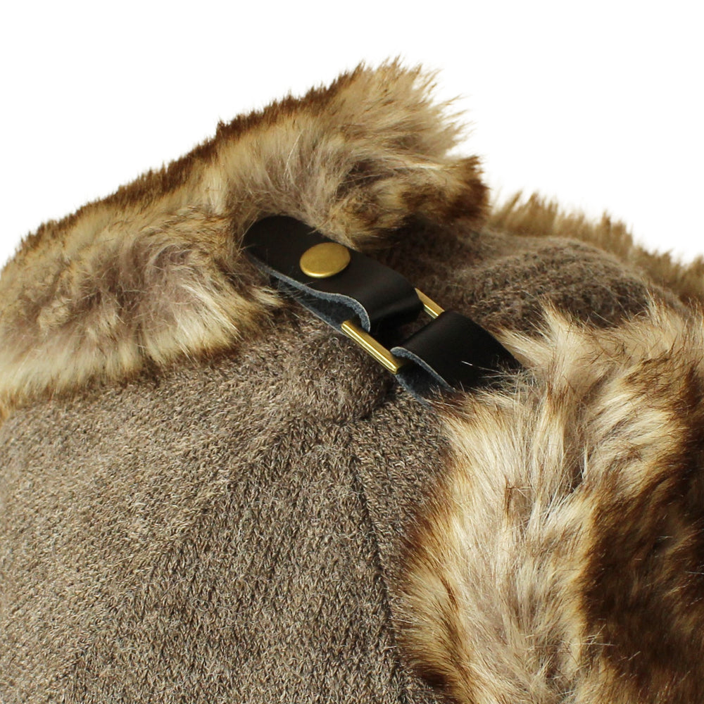 ニット生地フェイクファー付きキャップ