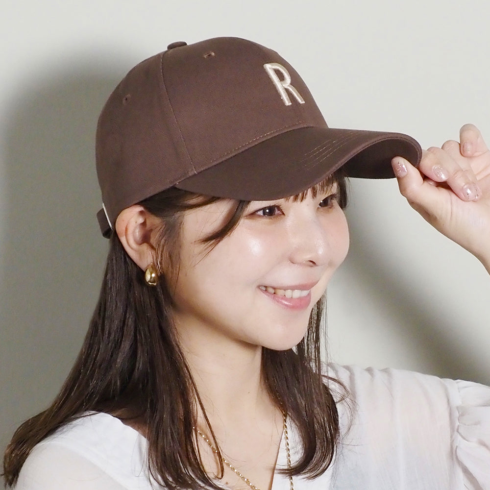 アルファベット刺繍フロントスマートキャップ