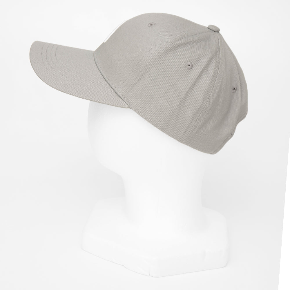 アルファベット刺繍フロントスマートキャップ