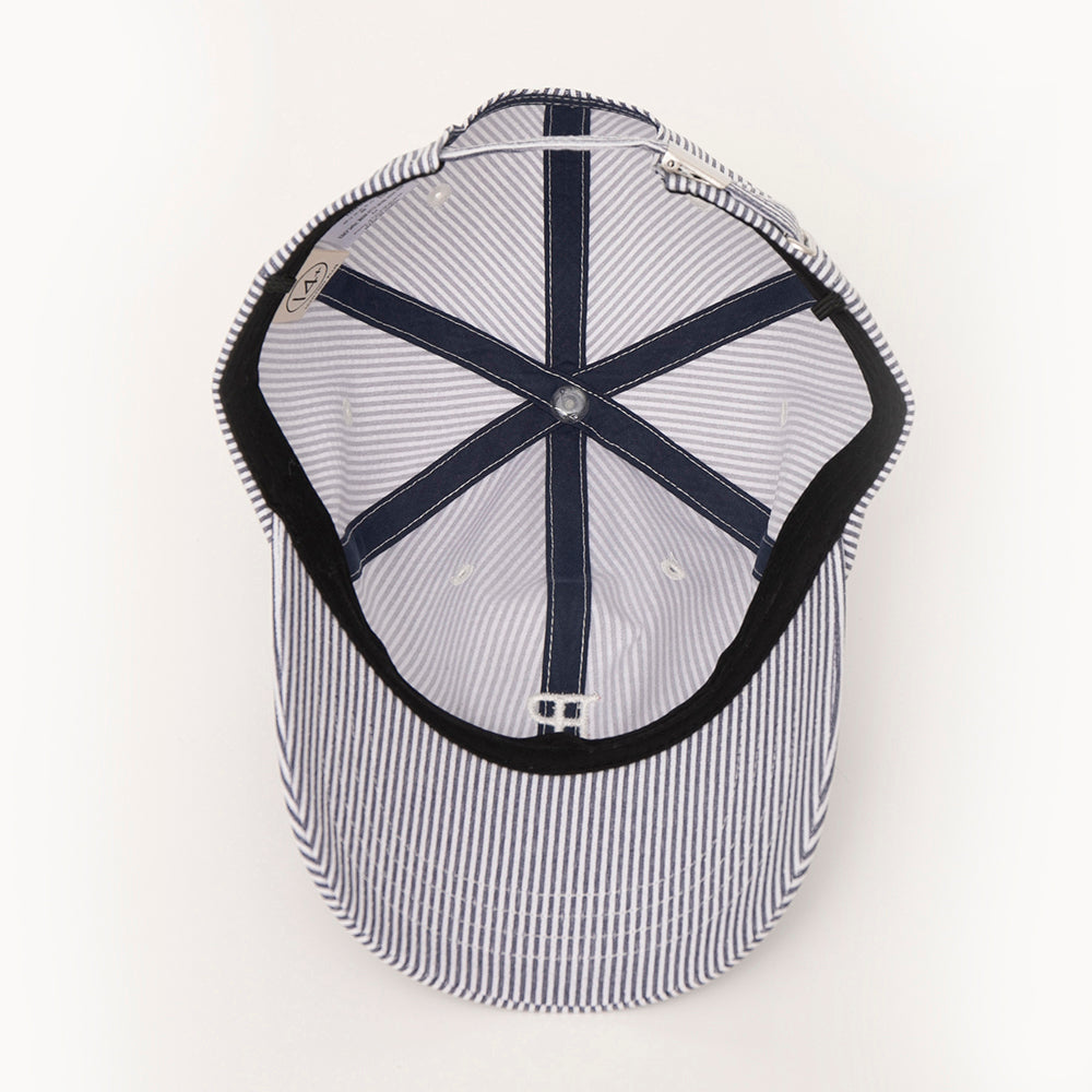 シアサッカーIP刺繍キャップ