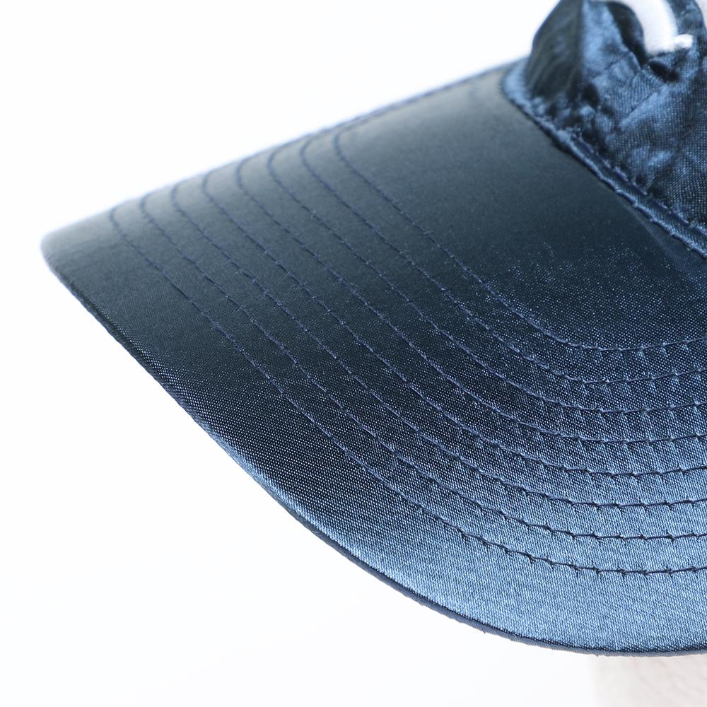 サテンキャップ