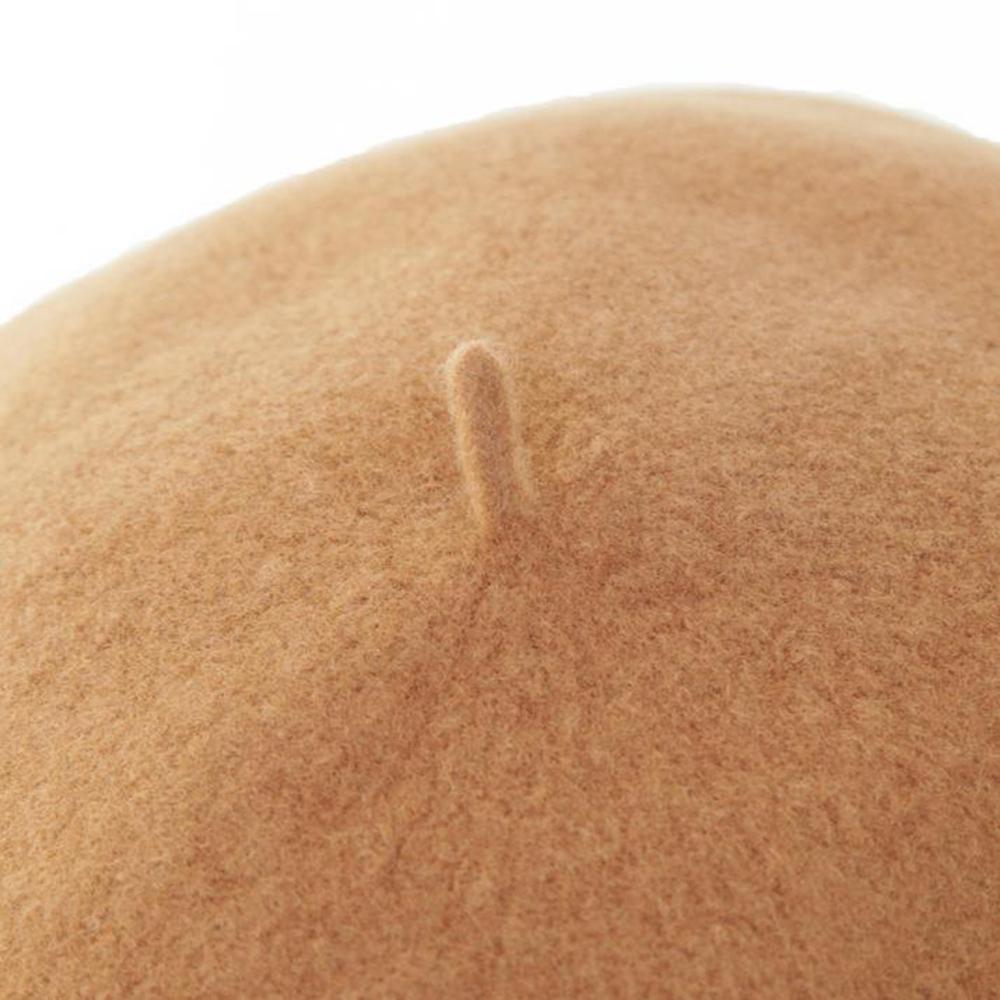 国産ドングリウールバスクベレー