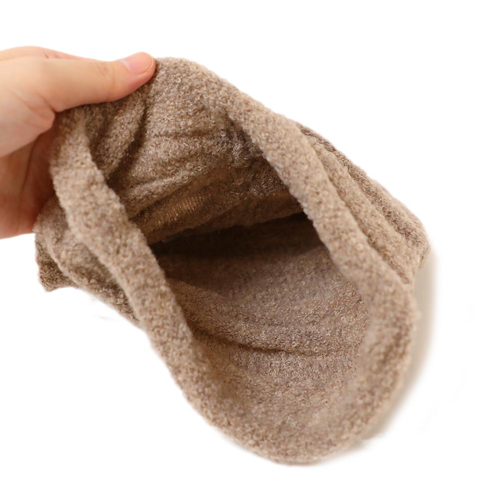 糸巻きお家ニット