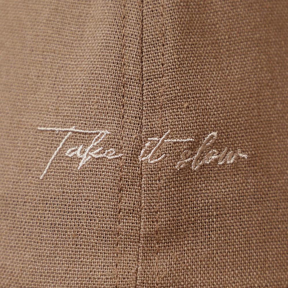 麻混筆記体刺繍キャップ