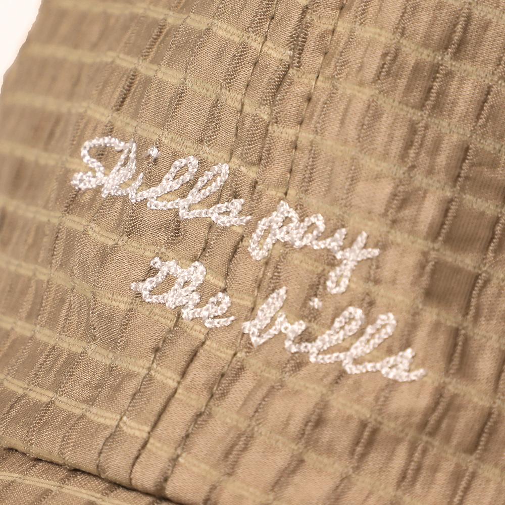 ポプリンリップル刺繍キャップ