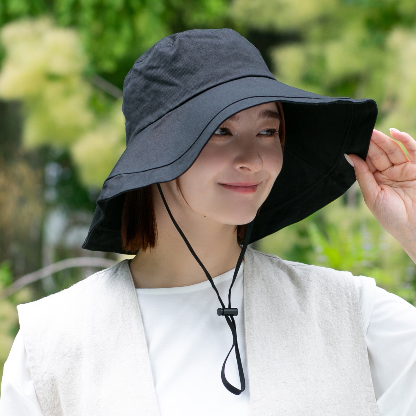 ツバ広UVハット