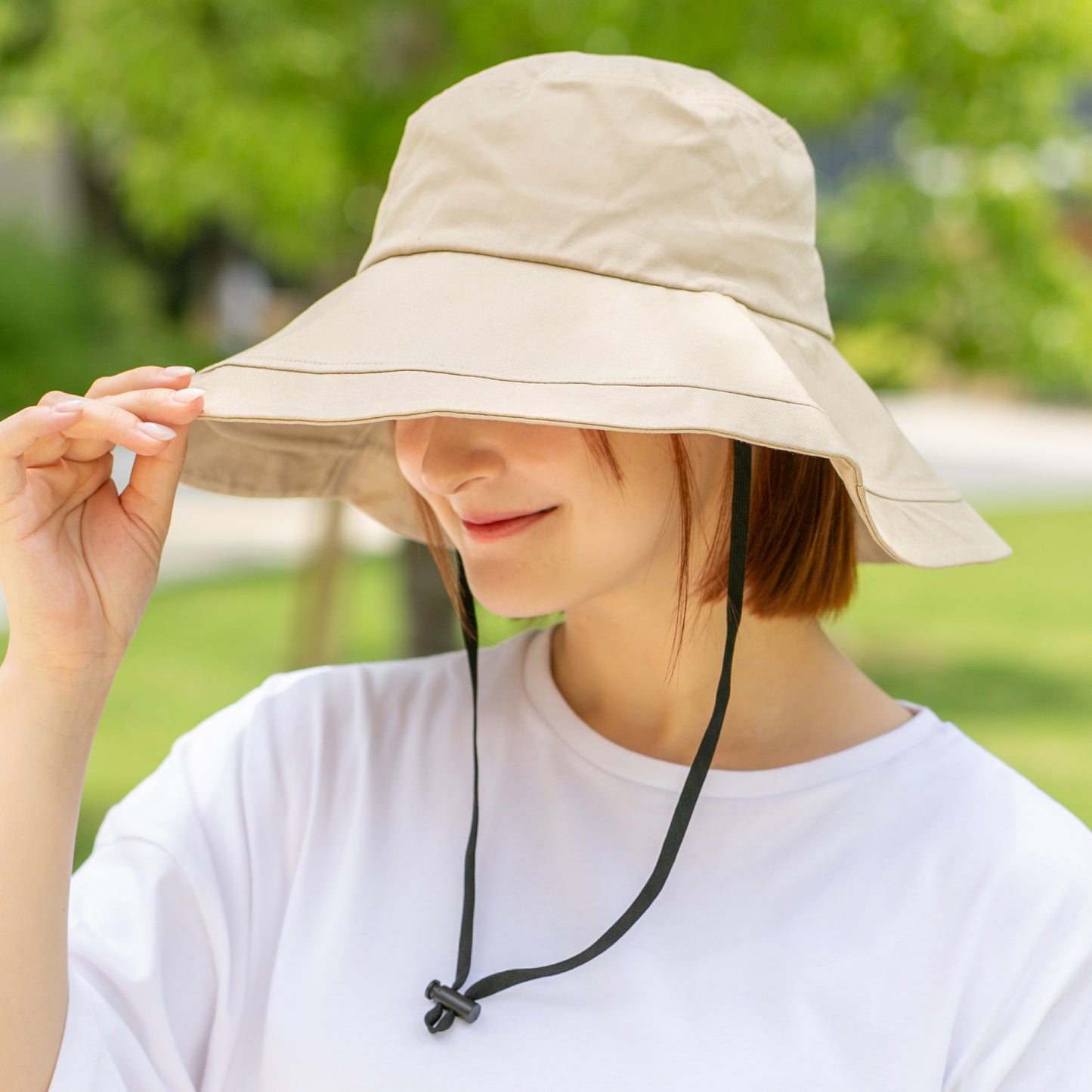 ツバ広UVハット