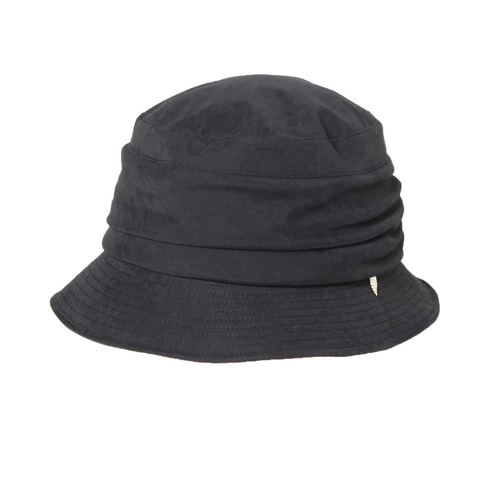 ブラック系