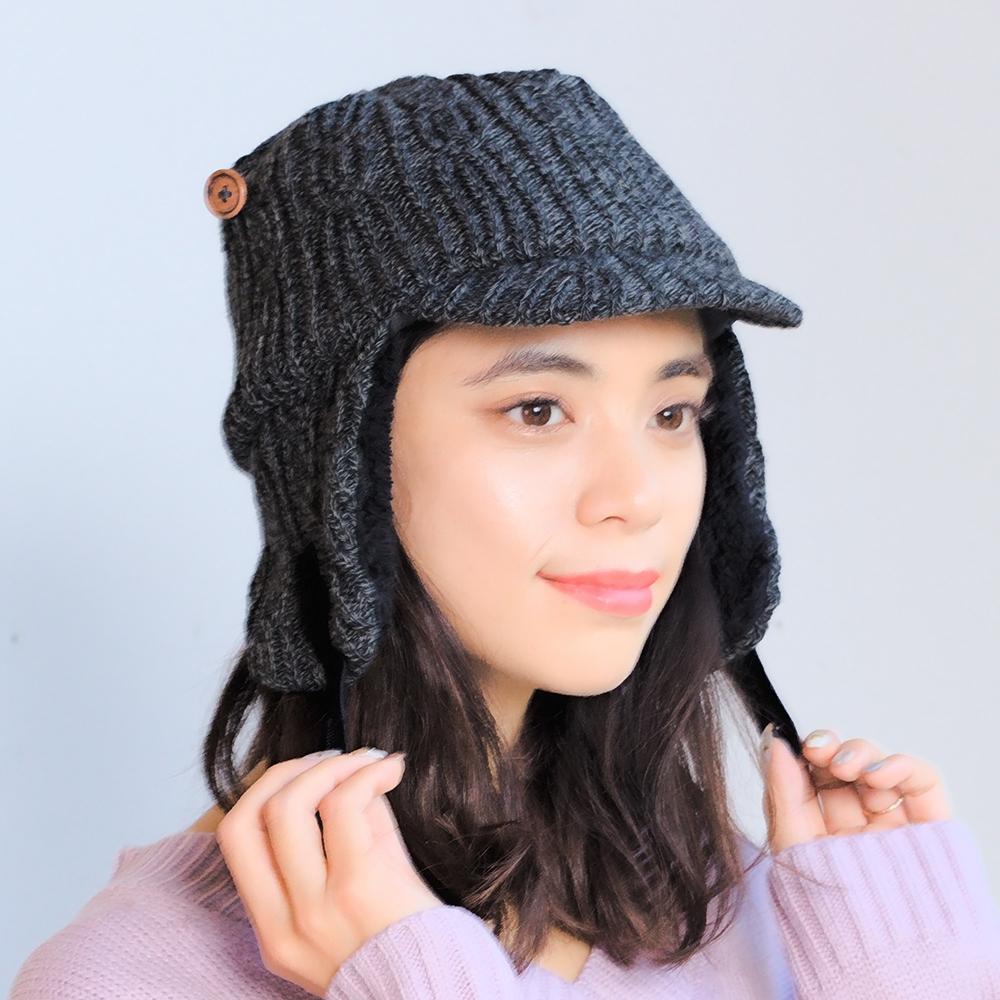 耳あて付きつば付きニット