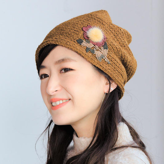 ざっくり編み花刺繍フード