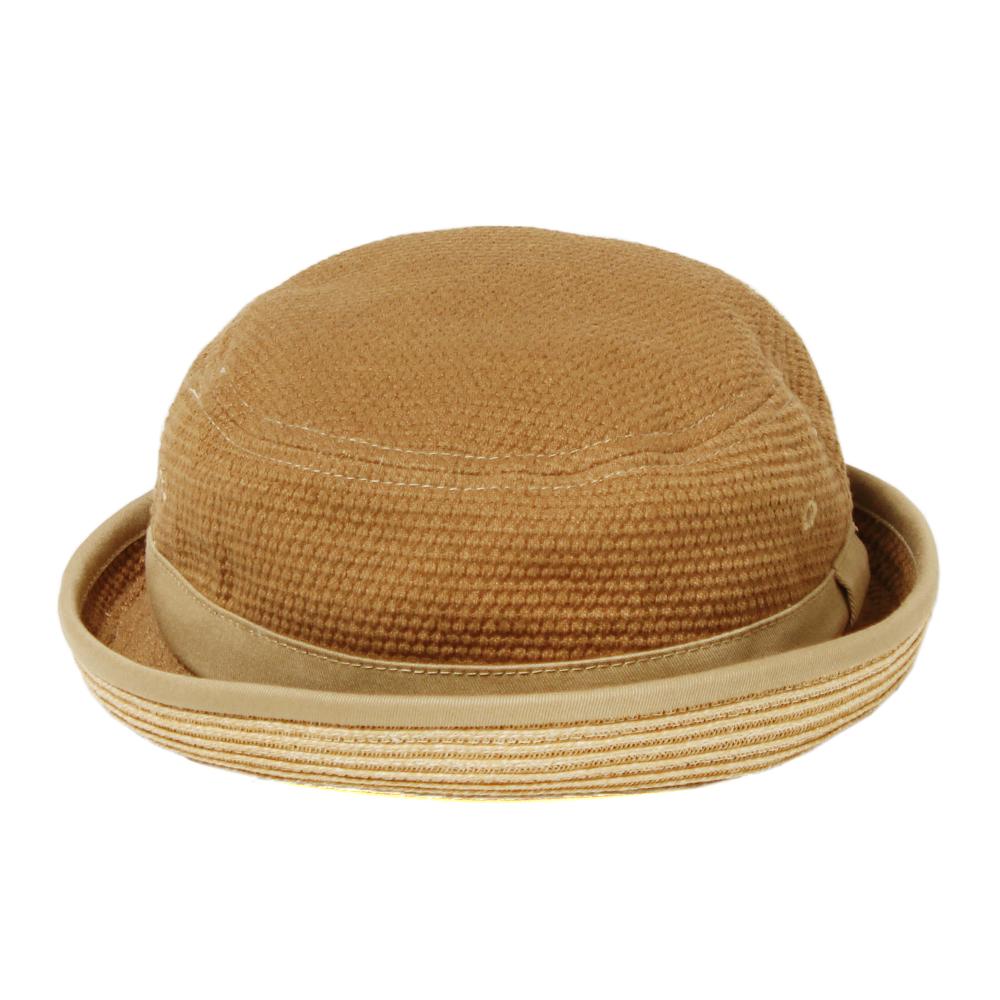 ツバ裏ブレードポークパイ