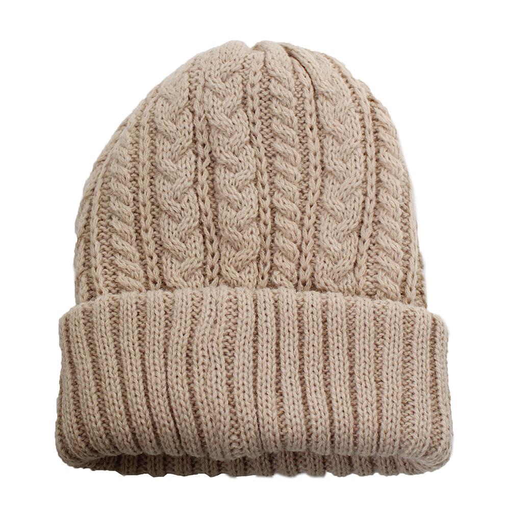 ケーブルニット