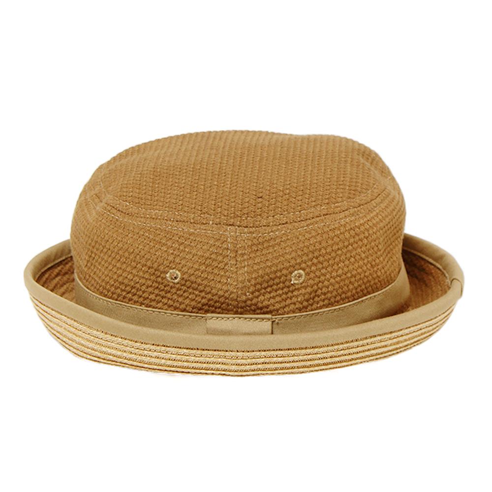 ツバ裏ブレードポークパイ