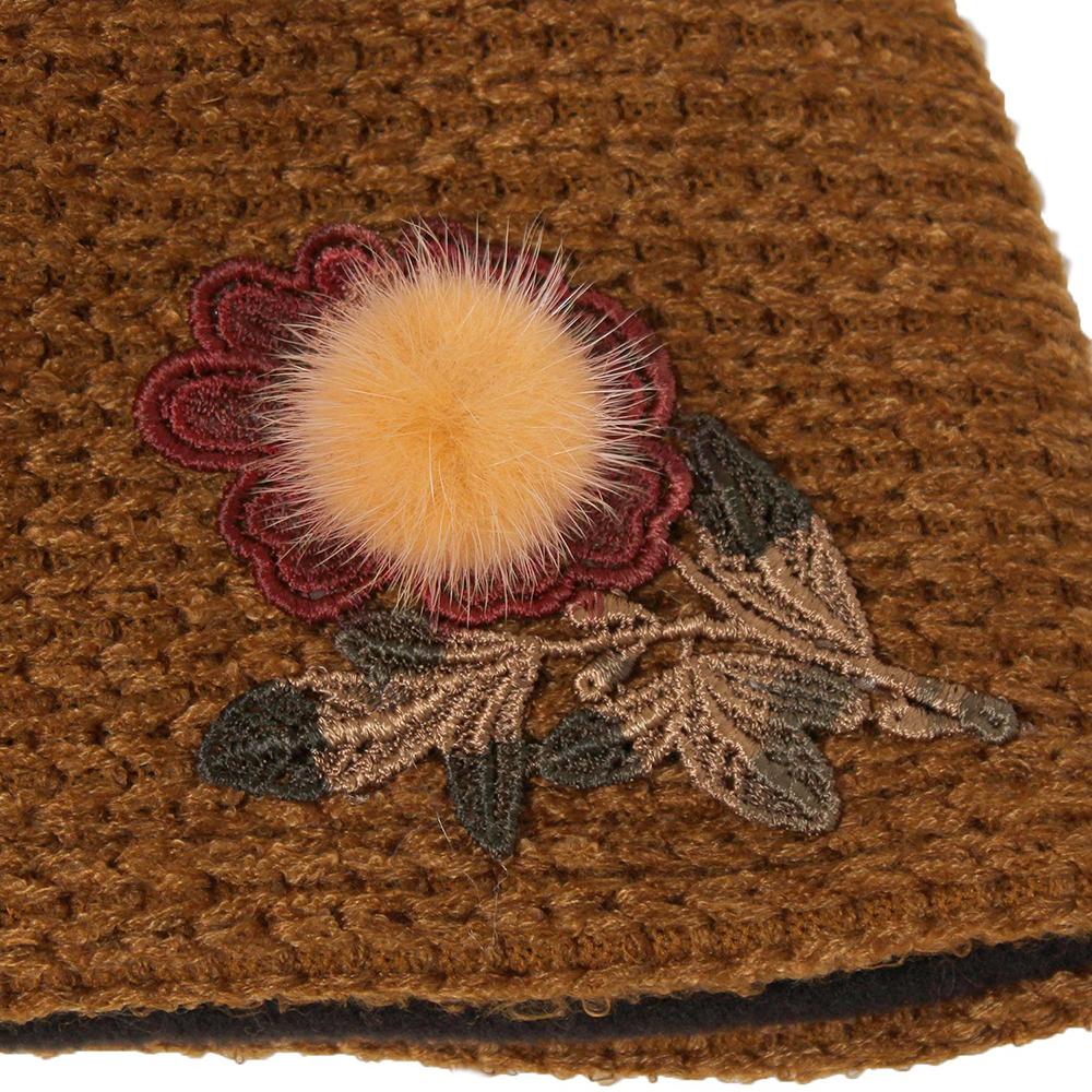 ざっくり編み花刺繍フード