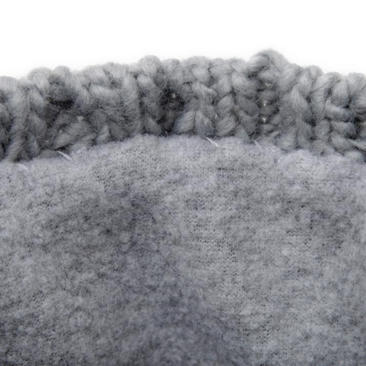 シンプル豆混編みポン付ニット