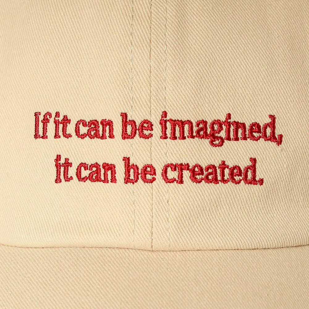 刺繍違いキャップ